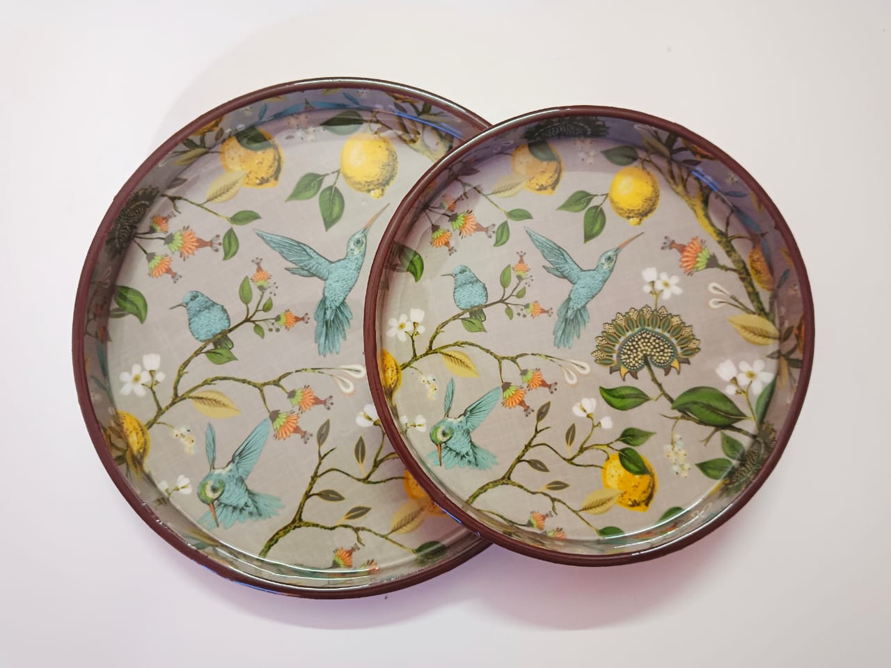 gray colour lemon pattern